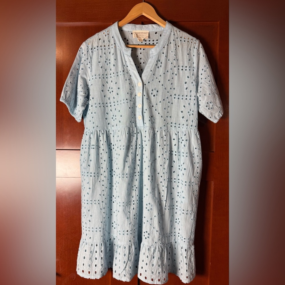 Evy's Tree Sky Blue Eyelet “Belinda” Dress Size Large